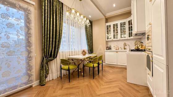 3 otaqlı Yeni tikili, 28 May m., Bakı