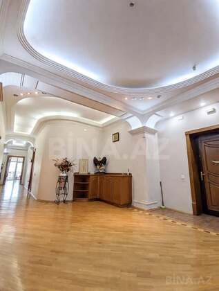 4 otaqlı Yeni tikili, 28 May m., Bakı