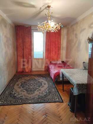 3 otaqlı Köhnə tikili, Elmlər Akademiyası m., Bakı