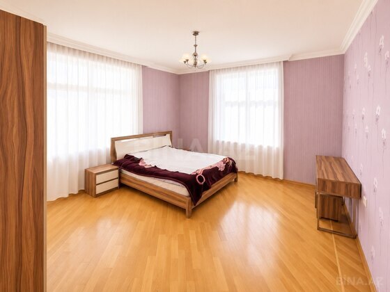 3 otaqlı Yeni tikili, 8 Noyabr m., Bakı