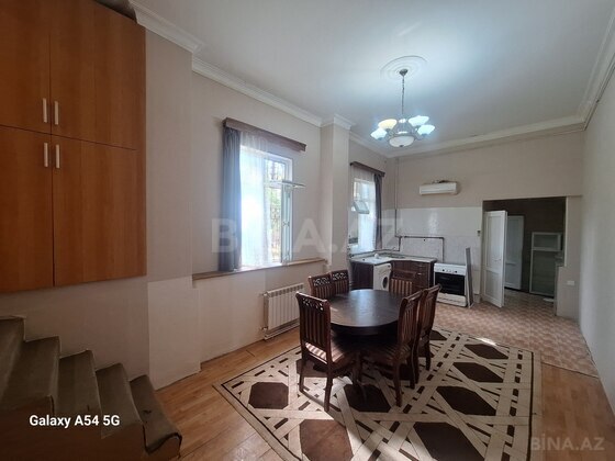 3 otaqlı Köhnə tikili, Yasamal q., Bakı