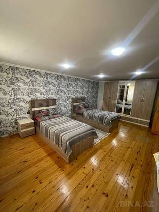 7 otaqlı Həyət evi/Bağ evi, Saray q., Bakı