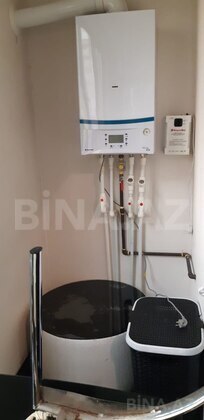 3 otaqlı Köhnə tikili, Memar Əcəmi m., Bakı