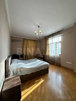 3 otaqlı Yeni tikili, 8 Noyabr m., Bakı
