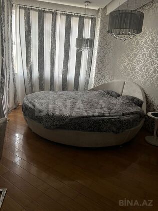 3 otaqlı Yeni tikili, 28 May m., Bakı