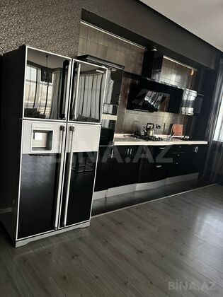 3 otaqlı Yeni tikili, 28 May m., Bakı