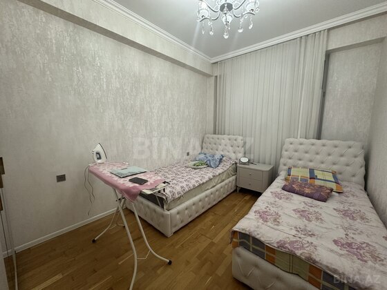 2 otaqlı Yeni tikili, Elmlər Akademiyası m., Bakı