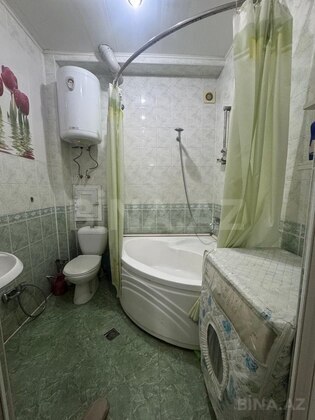 3 otaqlı Yeni tikili, 8 Noyabr m., Bakı
