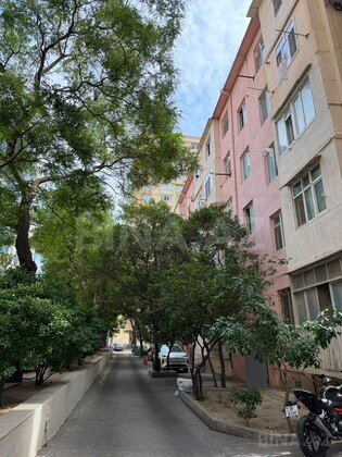 2 otaqlı Köhnə tikili, Memar Əcəmi m., Bakı
