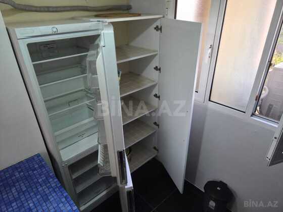 1 otaqlı Köhnə tikili, Elmlər Akademiyası m., Bakı