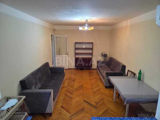 1 otaqlı Köhnə tikili, Elmlər Akademiyası m., Bakı