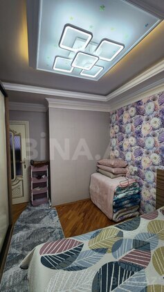 2 otaqlı Köhnə tikili, Xalqlar Dostluğu m., Bakı
