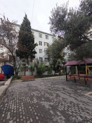 1 otaqlı Köhnə tikili, Memar Əcəmi m., Bakı