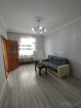 1 otaqlı Köhnə tikili, Memar Əcəmi m., Bakı