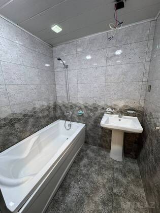 2 otaqlı Köhnə tikili, Bakıxanov q., Bakı