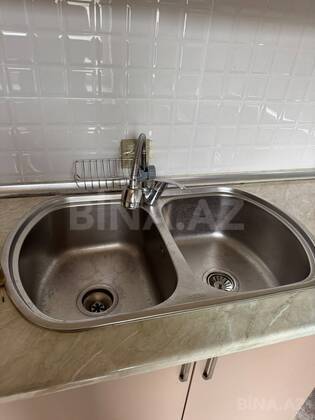 2 otaqlı Köhnə tikili, Bakıxanov q., Bakı