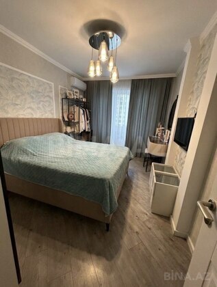 4 otaqlı Köhnə tikili, Həzi Aslanov m., Bakı