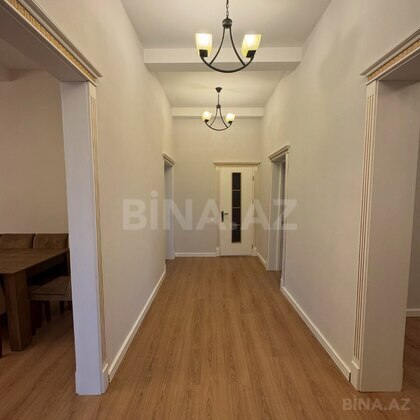 5 otaqlı Həyət evi/Bağ evi, Şüvəlan q., Bakı