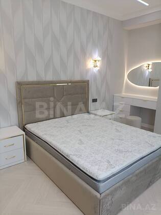 4 otaqlı Yeni tikili, Bakmil m., Bakı