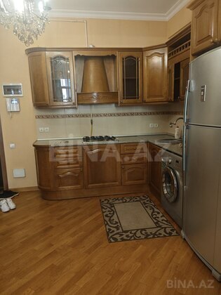 2 otaqlı Yeni tikili, Şah İsmayıl Xətai m., Bakı