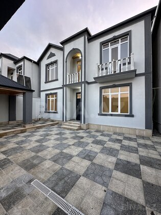 5 otaqlı Həyət evi/Bağ evi, Zabrat q., Bakı