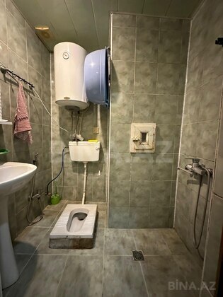 2 otaqlı Köhnə tikili, Massiv D q., Bakı