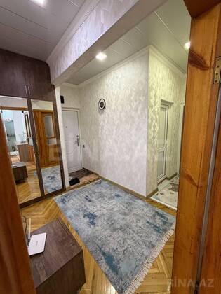 3 otaqlı Köhnə tikili, Həzi Aslanov m., Bakı