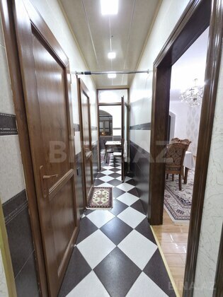 4 otaqlı Köhnə tikili, Bakıxanov q., Bakı