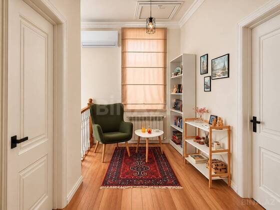 4 otaqlı Həyət evi/Bağ evi, Badamdar q., Bakı