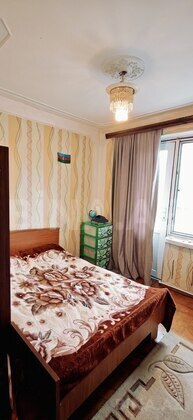 3 otaqlı Köhnə tikili, Xalqlar Dostluğu m., Bakı