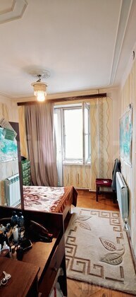 3 otaqlı Köhnə tikili, Xalqlar Dostluğu m., Bakı