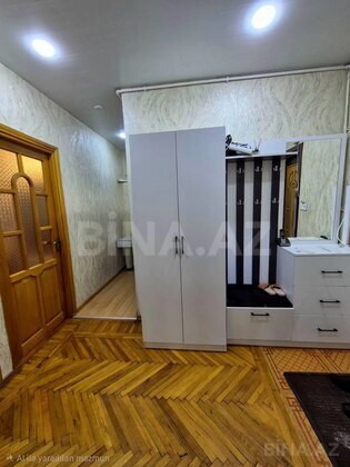 3 otaqlı Köhnə tikili, Əhmədli m., Bakı