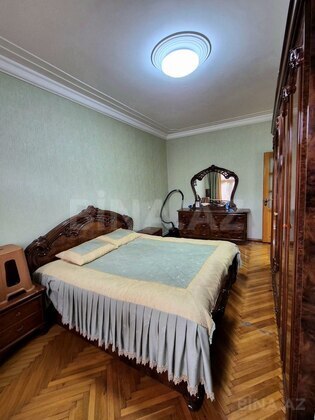 3 otaqlı Köhnə tikili, Əhmədli m., Bakı