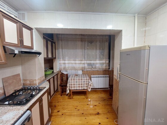 3 otaqlı Köhnə tikili, 7-ci mikrorayon q., Bakı