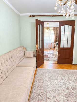 3 otaqlı Köhnə tikili, Elmlər Akademiyası m., Bakı