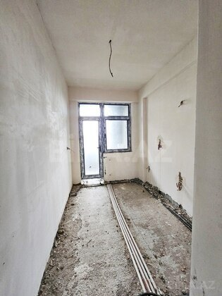 4 otaqlı Yeni tikili, Neftçilər m., Bakı
