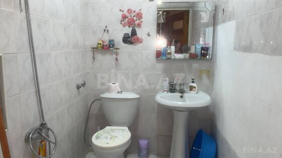 1 otaqlı Köhnə tikili, Nizami m., Bakı