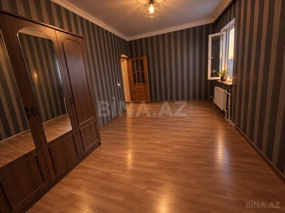 1 otaqlı Köhnə tikili, Qaraçuxur q., Bakı