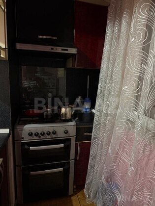 2 otaqlı Köhnə tikili, 8-ci mikrorayon q., Bakı
