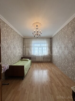 4 otaqlı Köhnə tikili, Yeni Yasamal q., Bakı