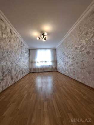 3 otaqlı Köhnə tikili, Elmlər Akademiyası m., Bakı