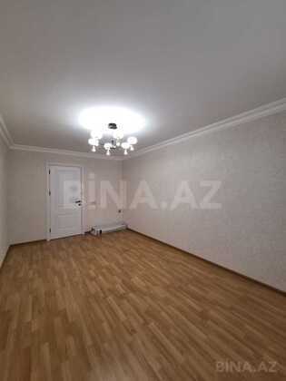 3 otaqlı Köhnə tikili, Elmlər Akademiyası m., Bakı