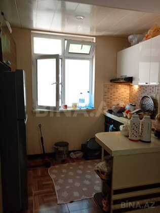 2 otaqlı Köhnə tikili, İnşaatçılar m., Bakı