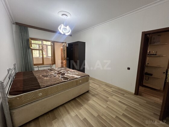 3 otaqlı Köhnə tikili, Gənclik m., Bakı