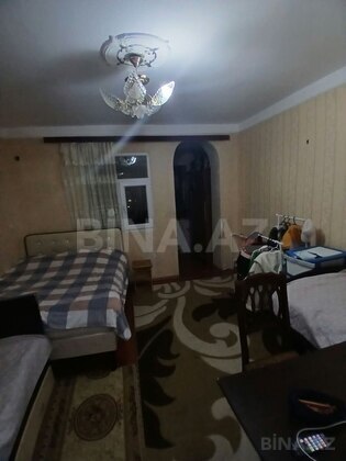 2 otaqlı Köhnə tikili, Xalqlar Dostluğu m., Bakı