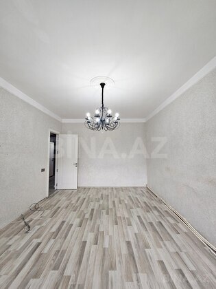 3 otaqlı Köhnə tikili, Qara Qarayev m., Bakı