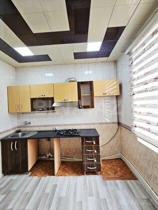 3 otaqlı Köhnə tikili, Qara Qarayev m., Bakı