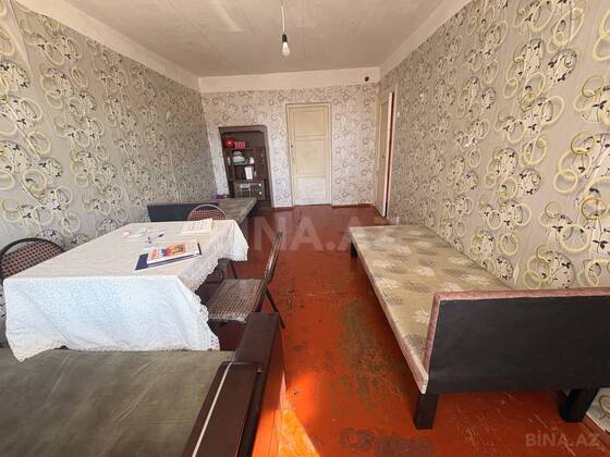 2 otaqlı Köhnə tikili, Qara Qarayev m., Bakı