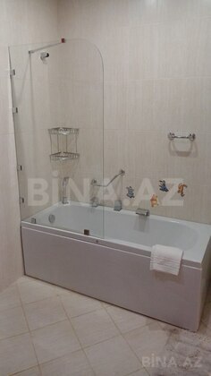 3 otaqlı Yeni tikili, 28 May m., Bakı