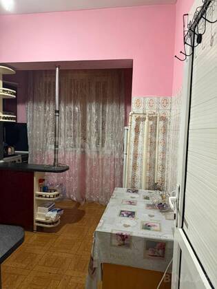 2 otaqlı Köhnə tikili, 8-ci mikrorayon q., Bakı